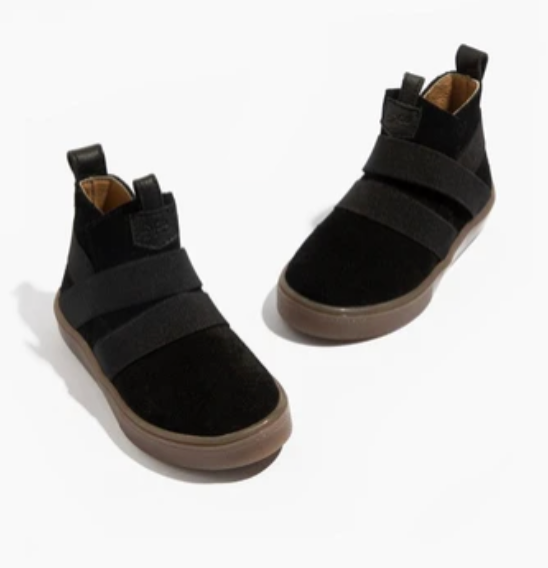 Suede Oakland Sneaker