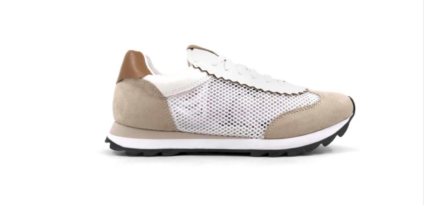Susana Sneaker
