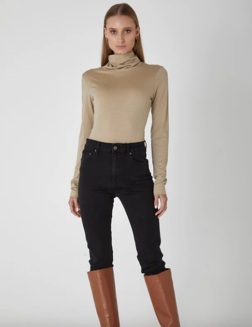 Superfine Merino Skivvy - Wheat