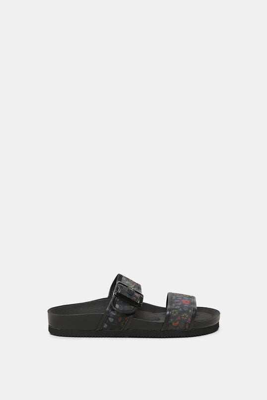 Sandals printed straps with buckle