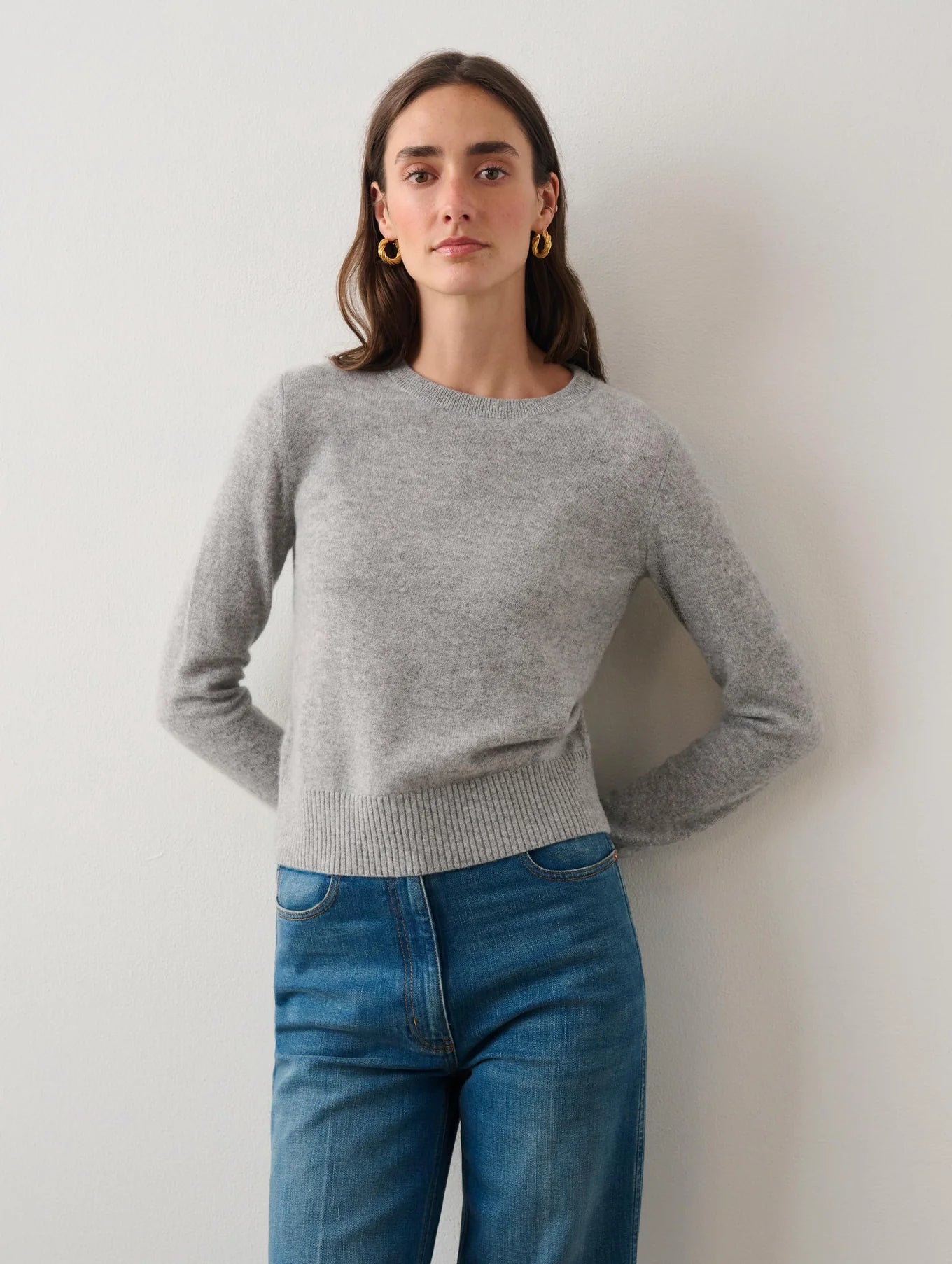 Essential Cashmere Shrunken Crewneck