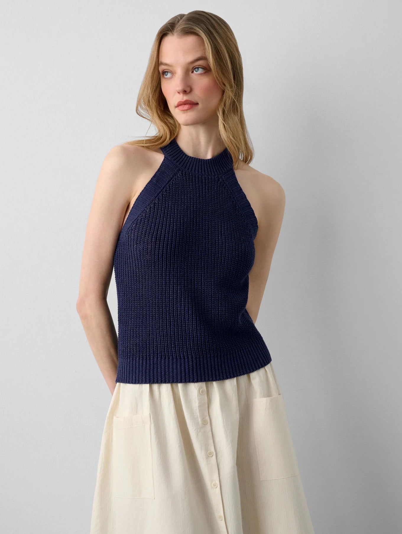 Linen Blend Cut In Crewneck Tank