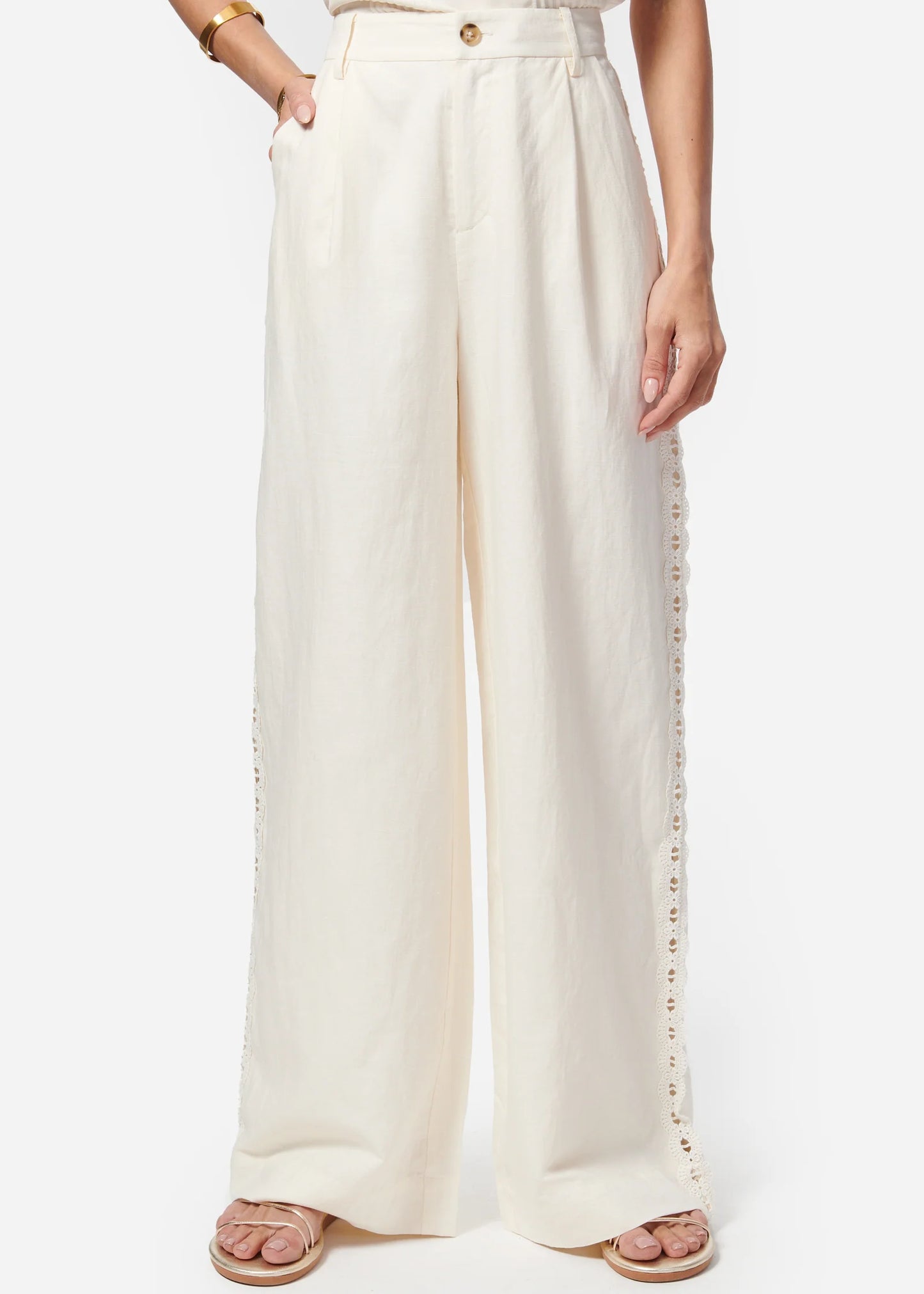 Akhila Pant Macadamia