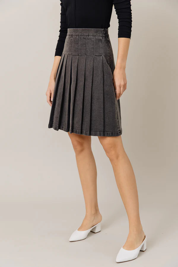 Stretch Denim Pleated Skirt in Black
