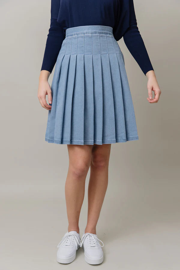 Stretch Denim Pleated Skirt in Black