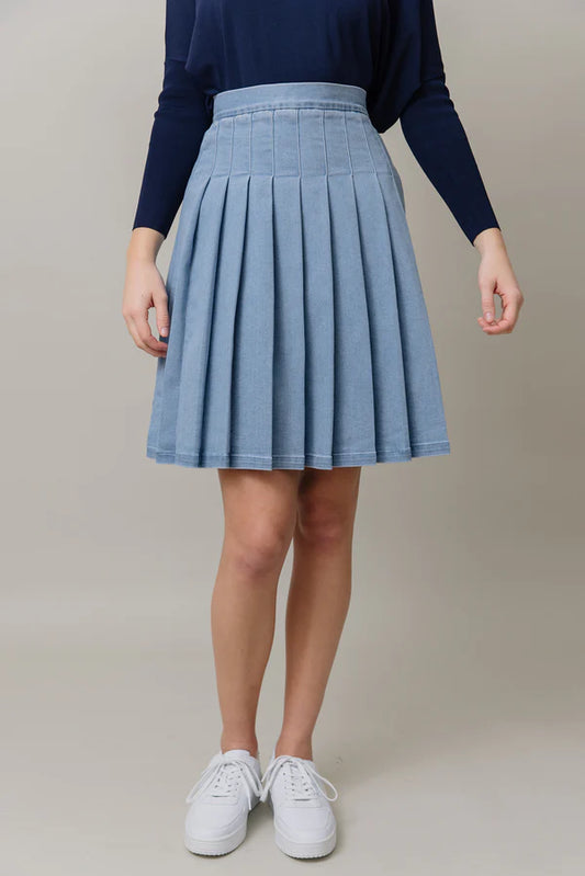 Stretch Denim Pleated Skirt in Black