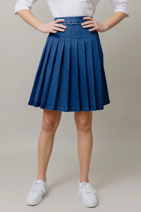 Stretch Denim Pleated Skirt in Black