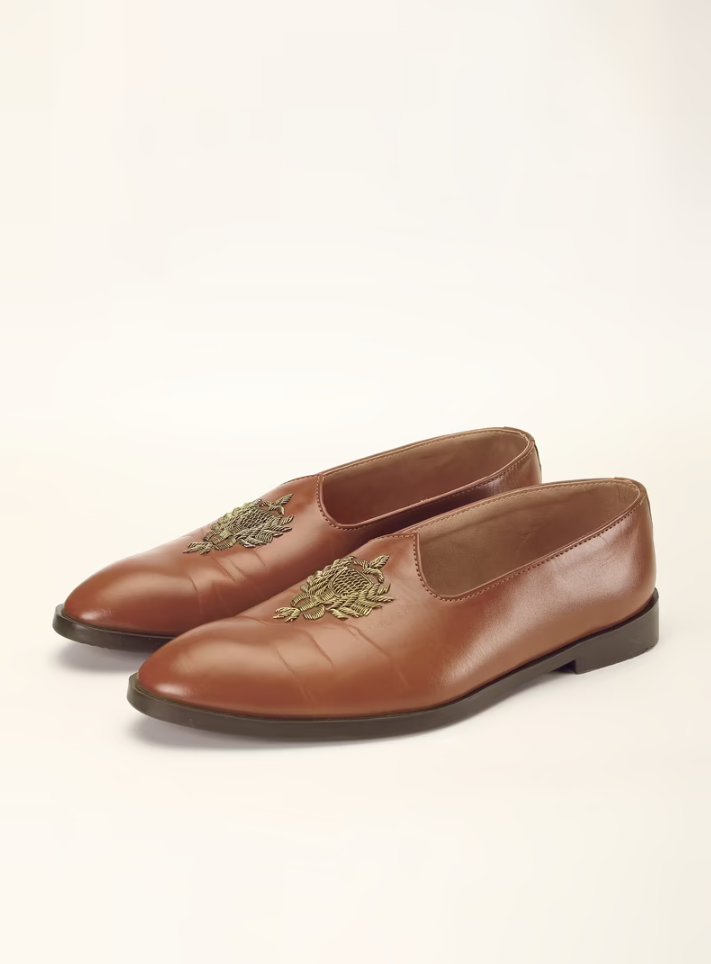 Light Beige Juttis In Suede With Zari Embroidered Motif