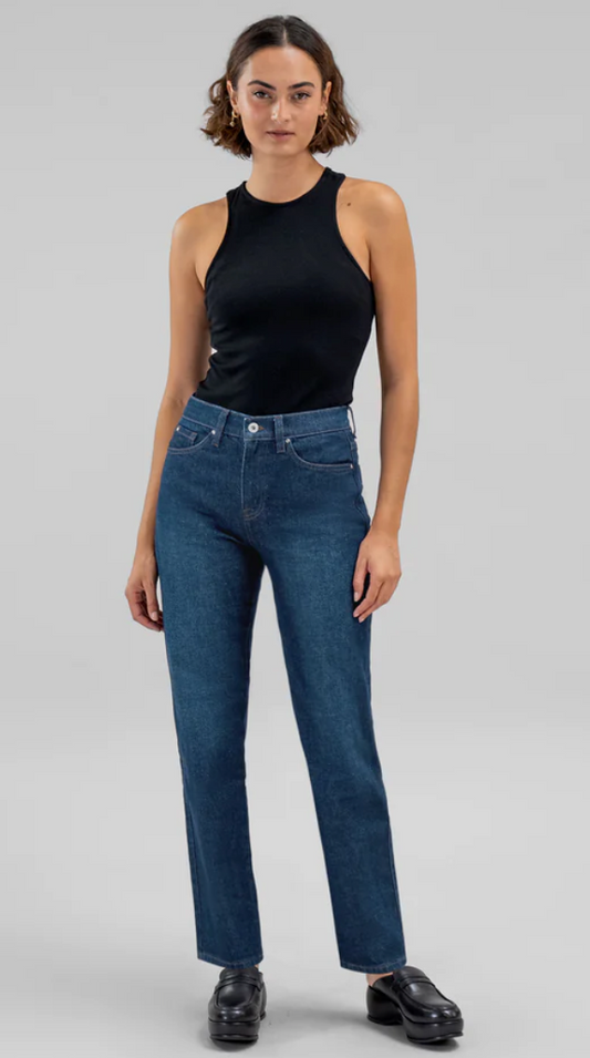 True Straight Jeans