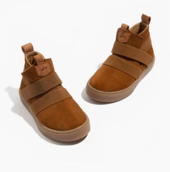 Suede Oakland Sneaker
