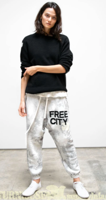 SUPERBLEACHOUT FREECITYlarge POCKET sweatpant - whitestorm