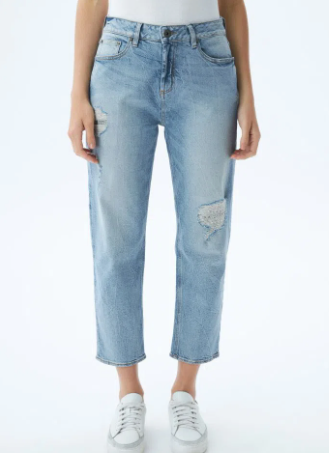 Jean de Mujer Medium Rise, Boyfit, Boot Cut