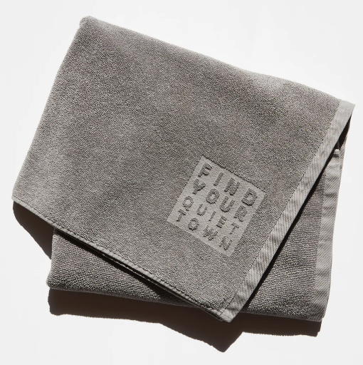 Quiet Towel