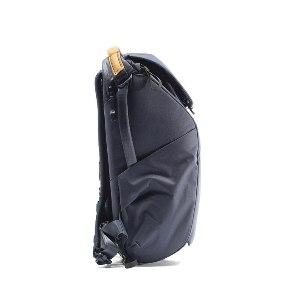 EVERYDAY BACKPACK