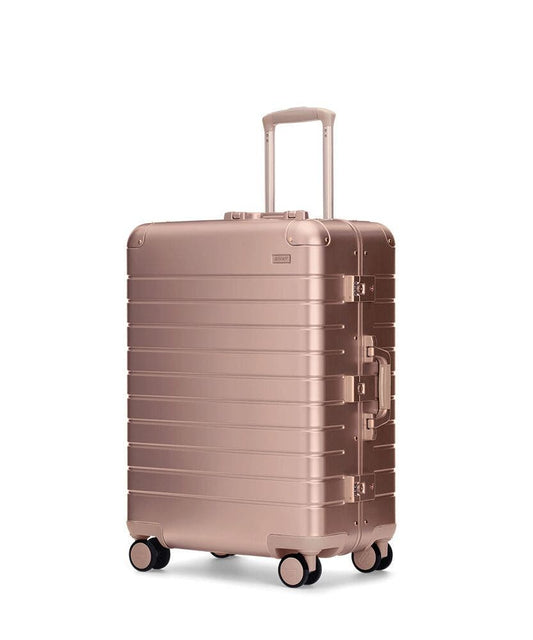 The Medium: Aluminum Edition