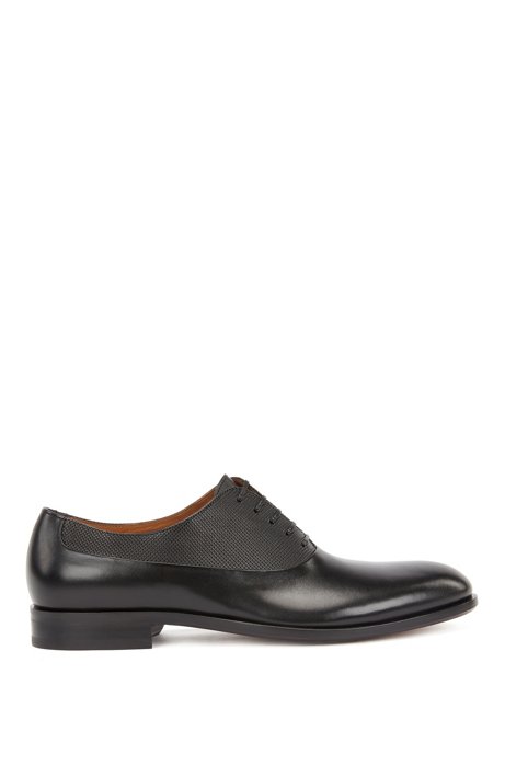 Italian-made leather Oxford shoes with embossed panel